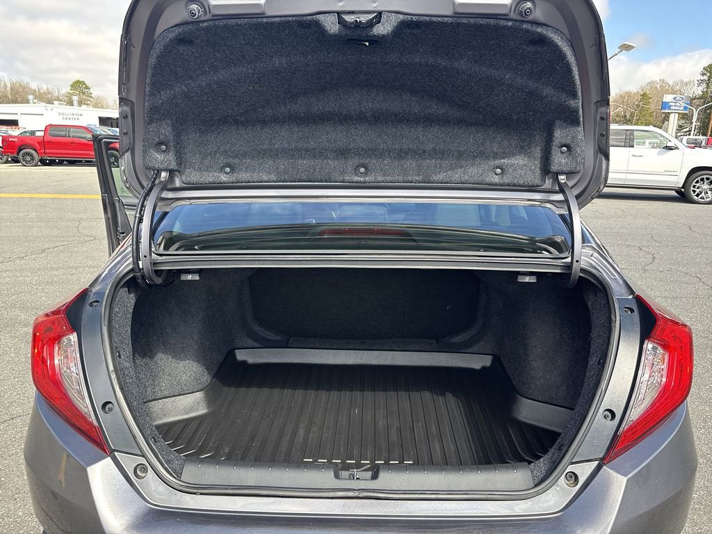 Used 2020 Honda Civic Touring image 21