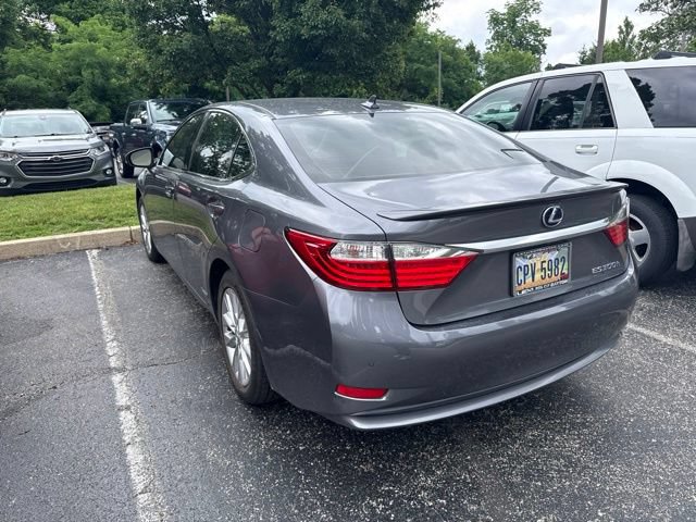 Used 2014 Lexus ES 300h w/ Luxury Package w/Bamboo Trim FWD image 6