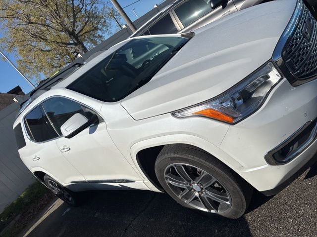 Used 2019 GMC Acadia Denali w/ Technology Package image 3