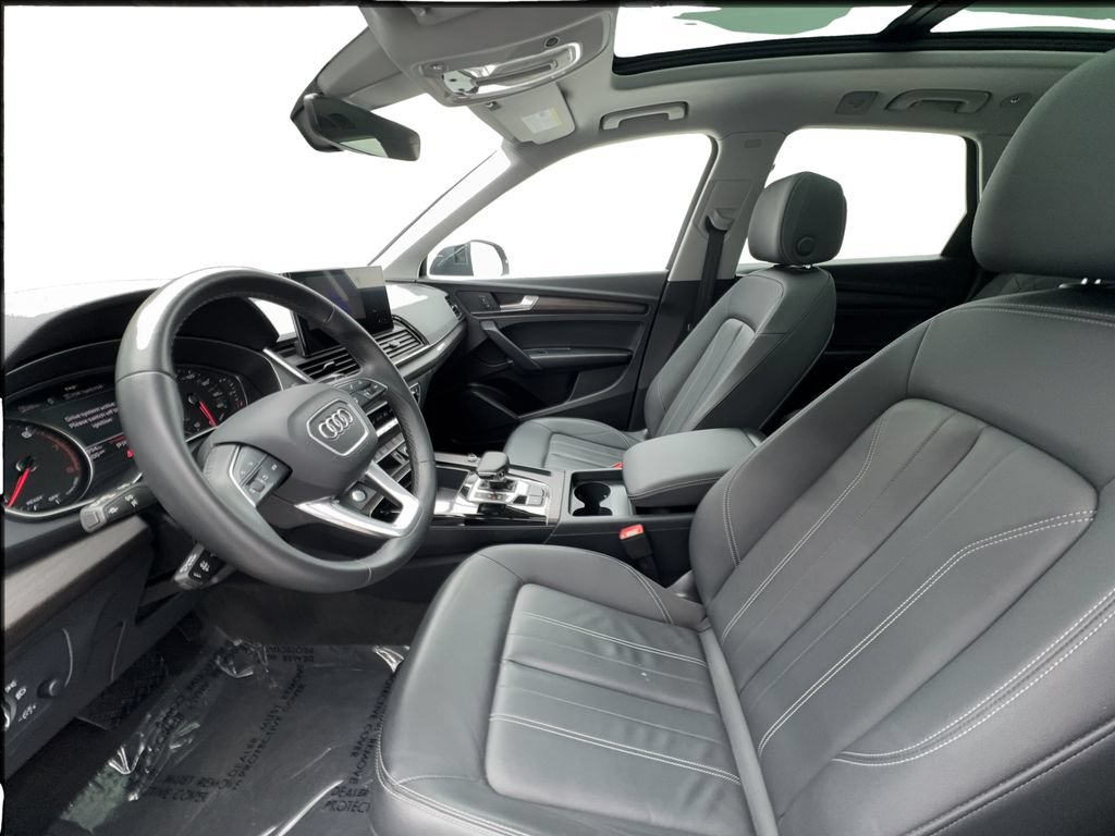 Used 2023 Audi Q5 2.0T Premium w/ Convenience Package AWD/4WD image 20