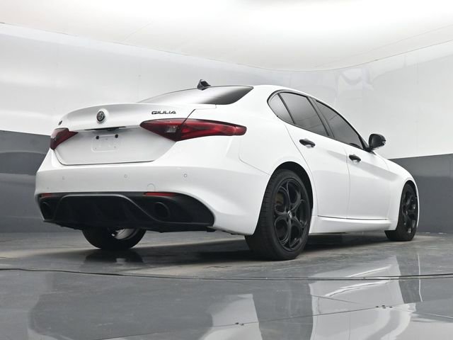 Used 2021 Alfa Romeo Giulia Ti Sport image 53