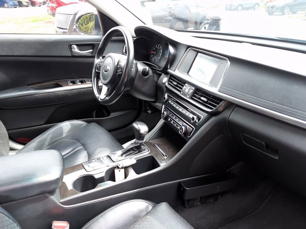 Used 2018 Kia Optima EX w/ Premium Package FWD image 7