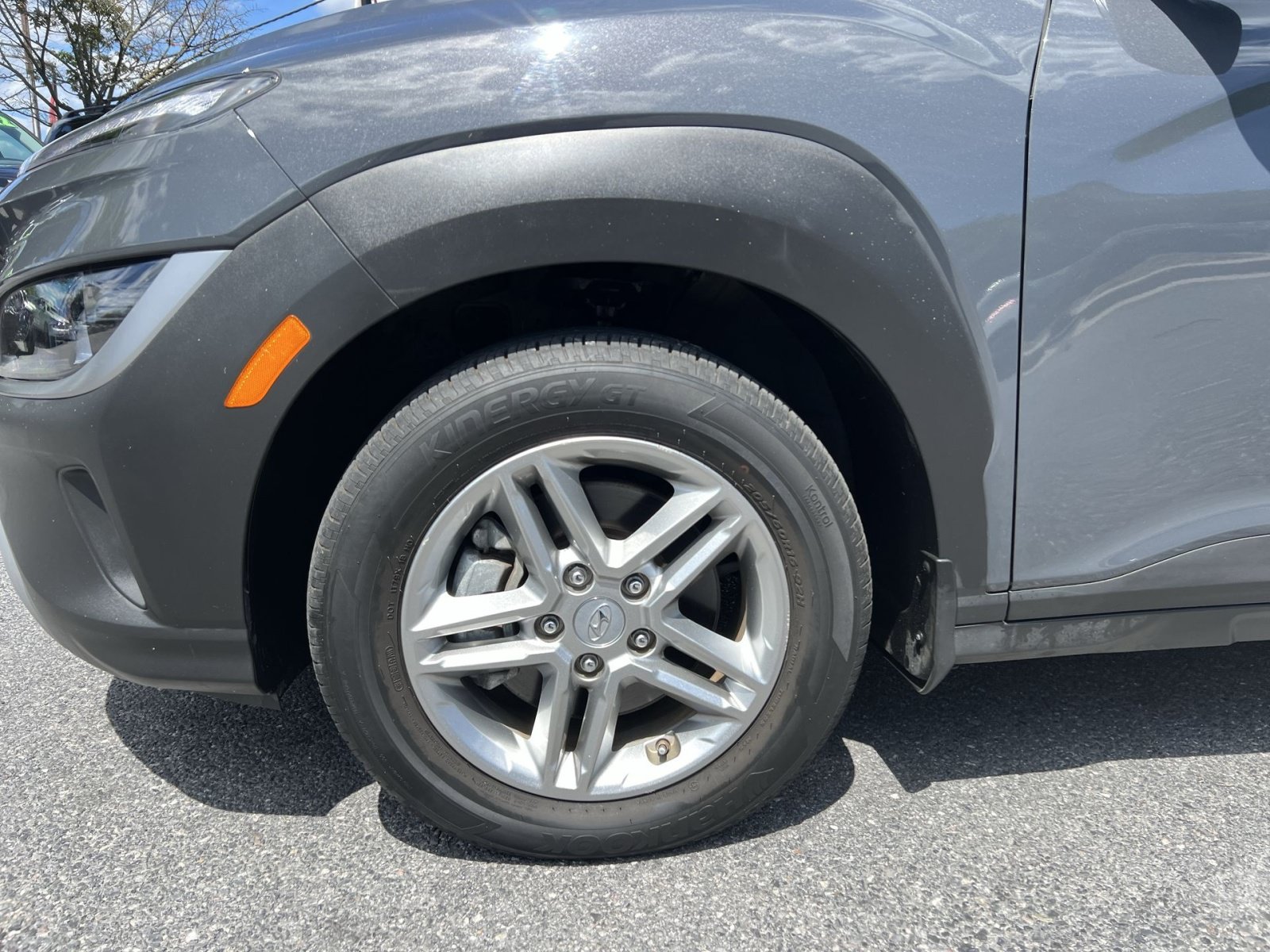 Used 2023 Hyundai Kona SE AWD/4WD image 12