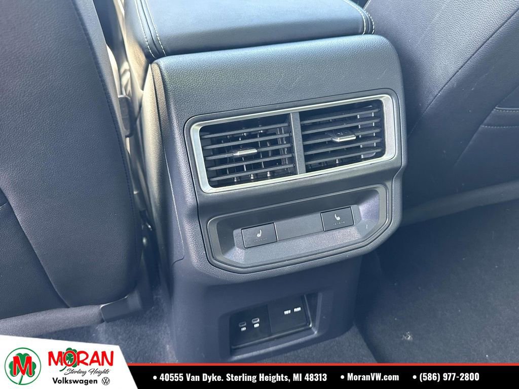 Used 2025 Volkswagen Atlas Cross Sport SEL Premium R-Line AWD/4WD image 14