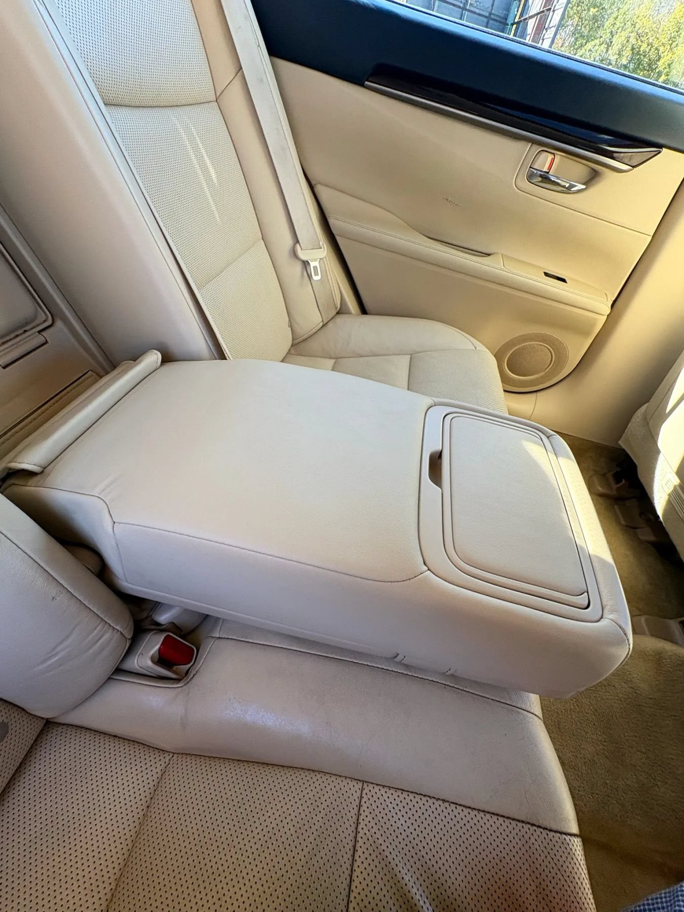 Used 2014 Lexus ES 350 w/ Luxury Package FWD image 45