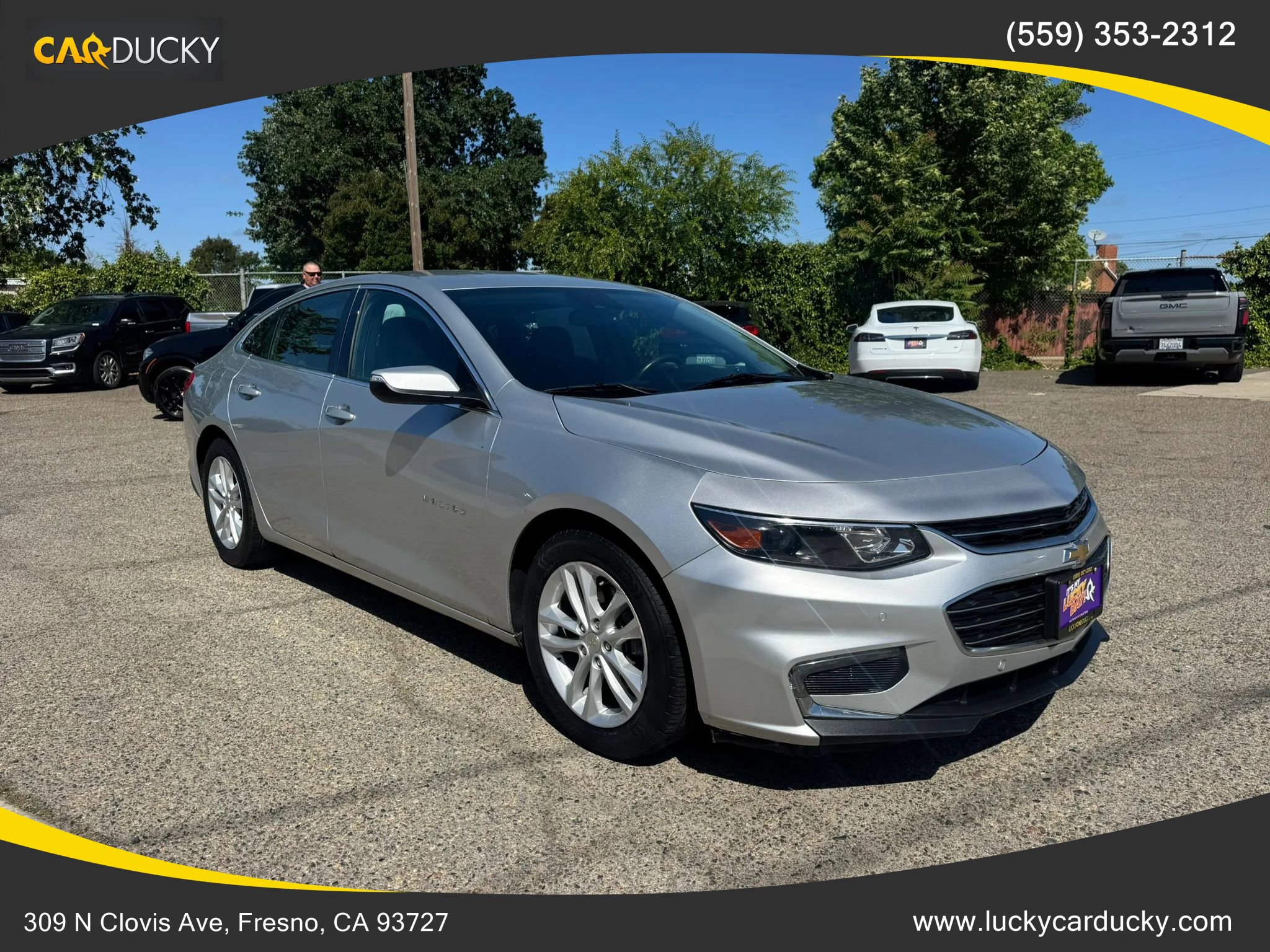 Used 2017 Chevrolet Malibu LT w/ Driver Confidence Package FWD image 3