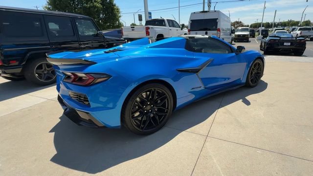 Used 2025 Chevrolet Corvette Z06 RWD image 8