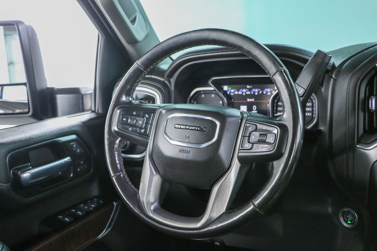 Used 2022 GMC Sierra 2500 Denali AWD/4WD image 13
