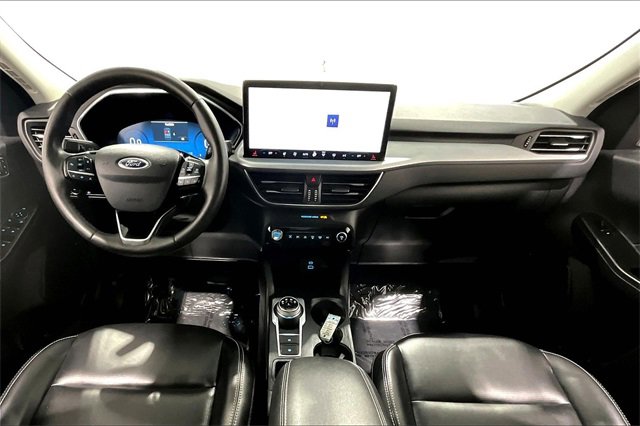 Used 2023 Ford Escape Platinum image 7