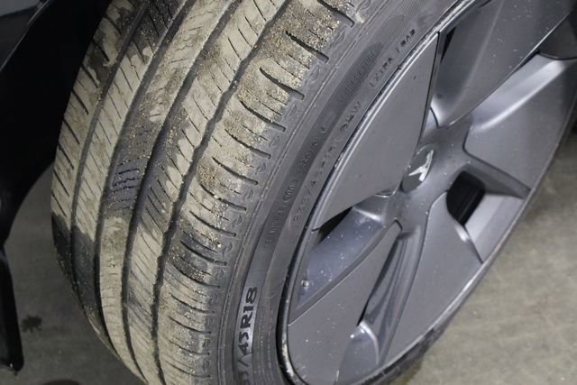 Used 2023 Tesla Model 3 Standard Range image 36