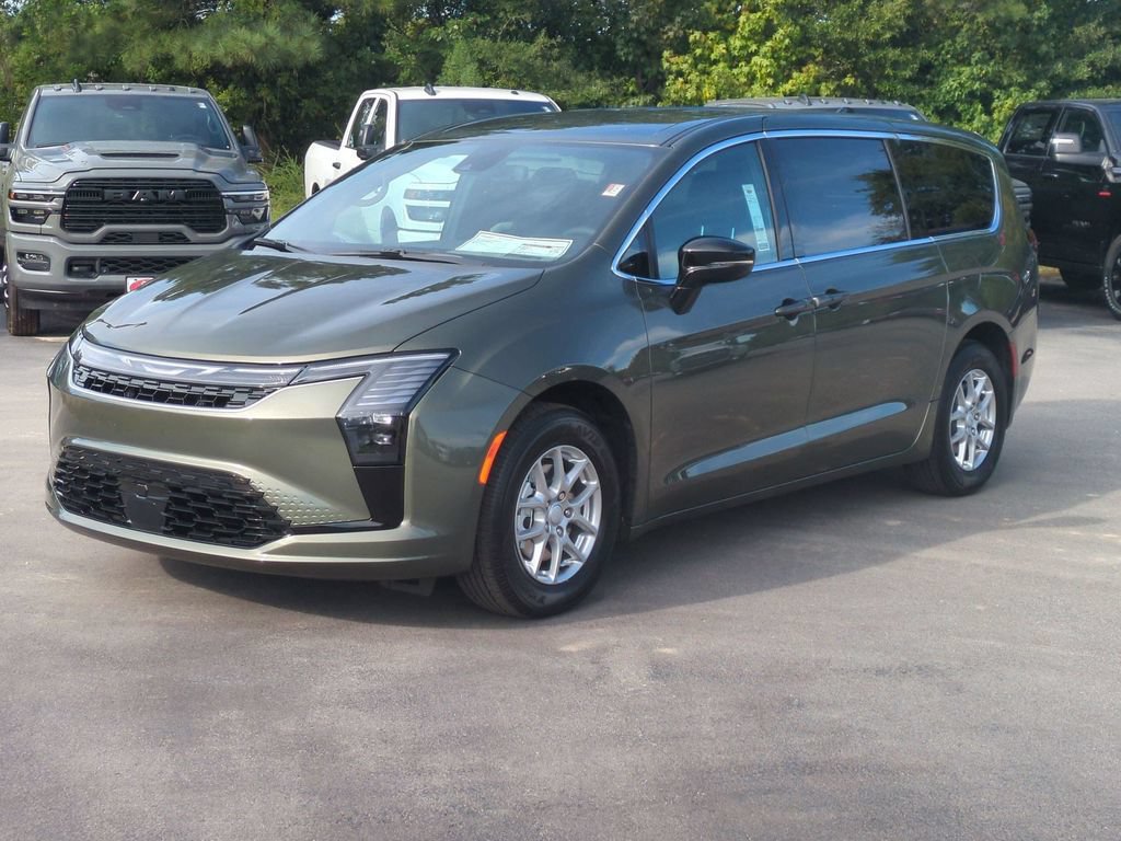 New 2027 Chrysler Pacifica Select FWD image 8
