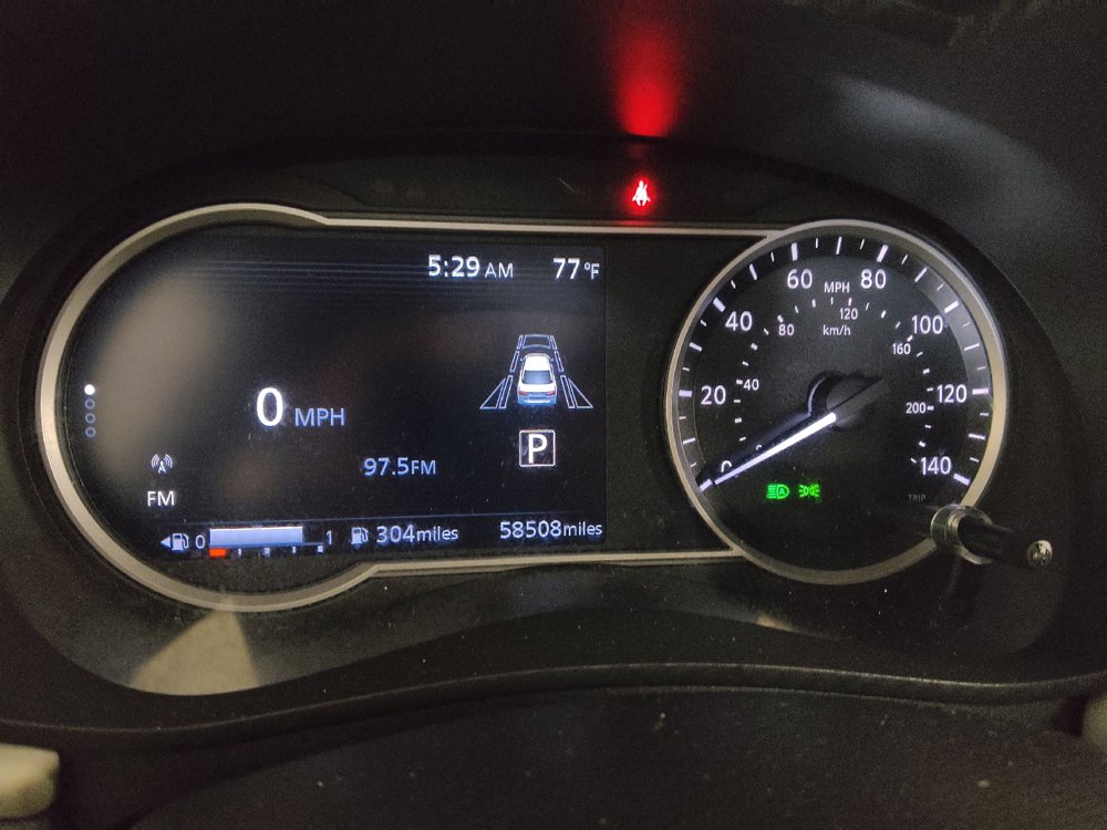 Used 2020 Nissan Versa SV FWD image 23