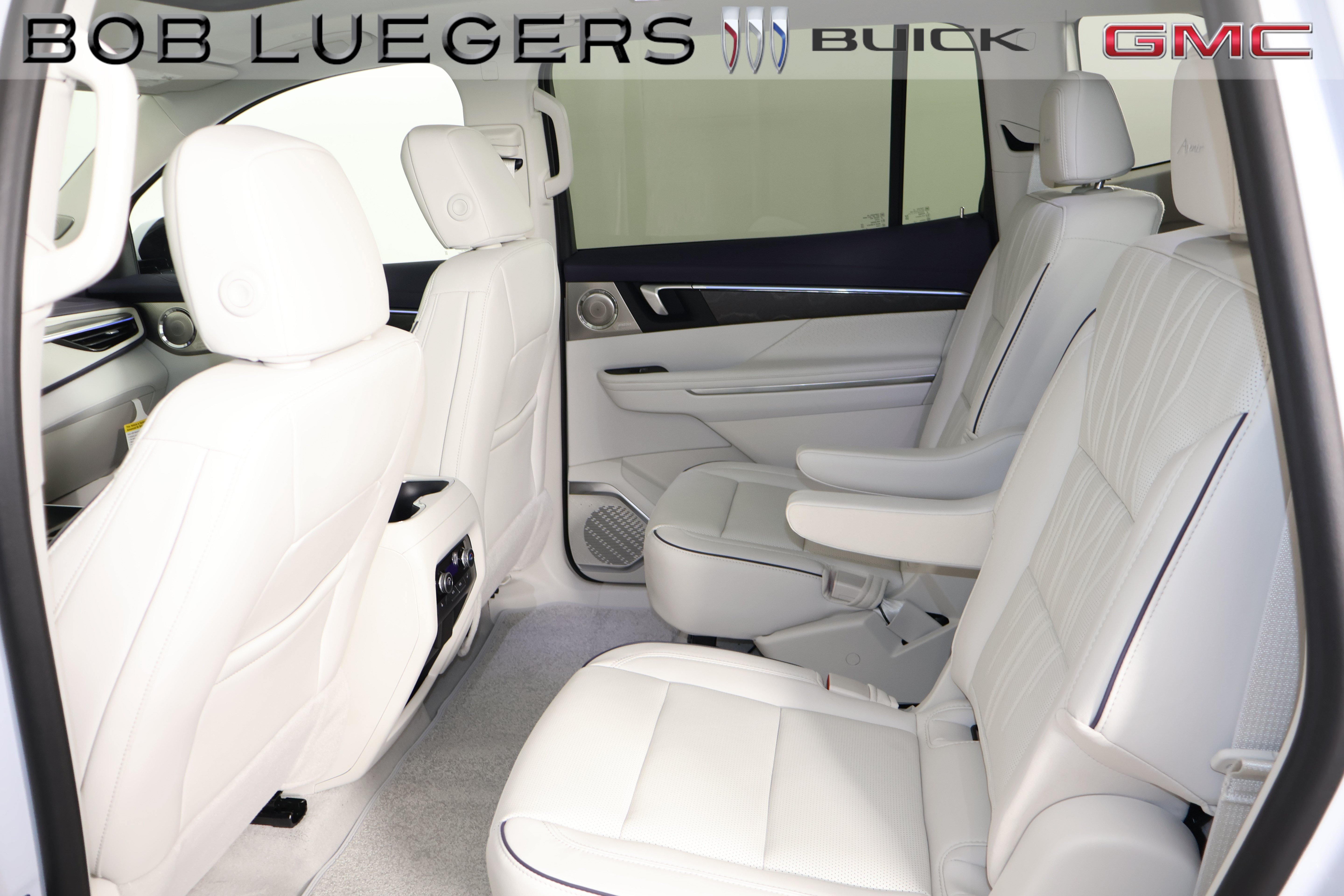 New 2027 Buick Enclave Avenir AWD/4WD image 11