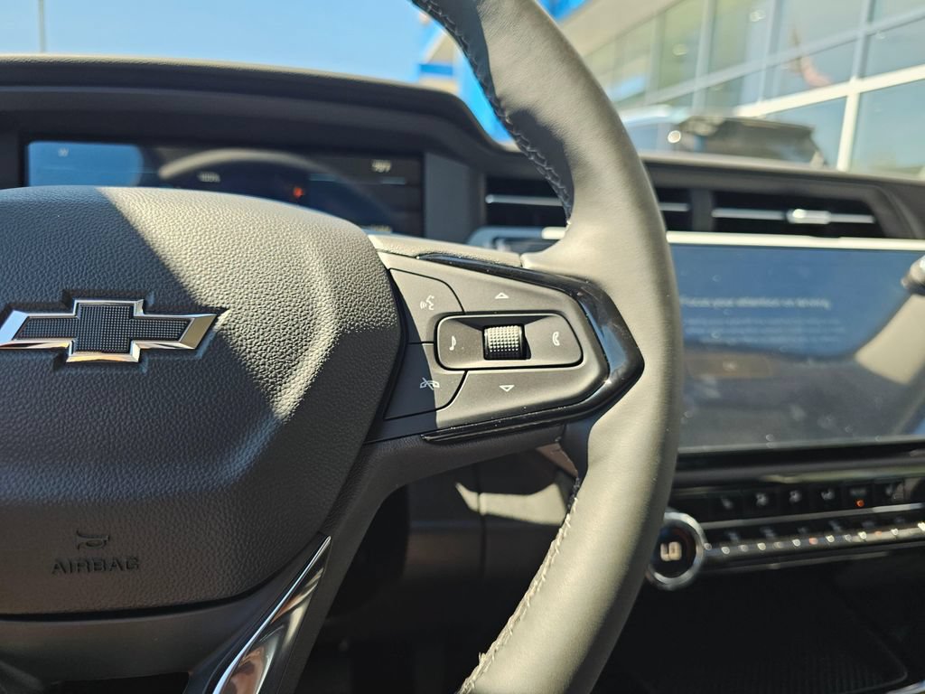 New 2027 Chevrolet Bolt LT w/ Comfort Package FWD image 34