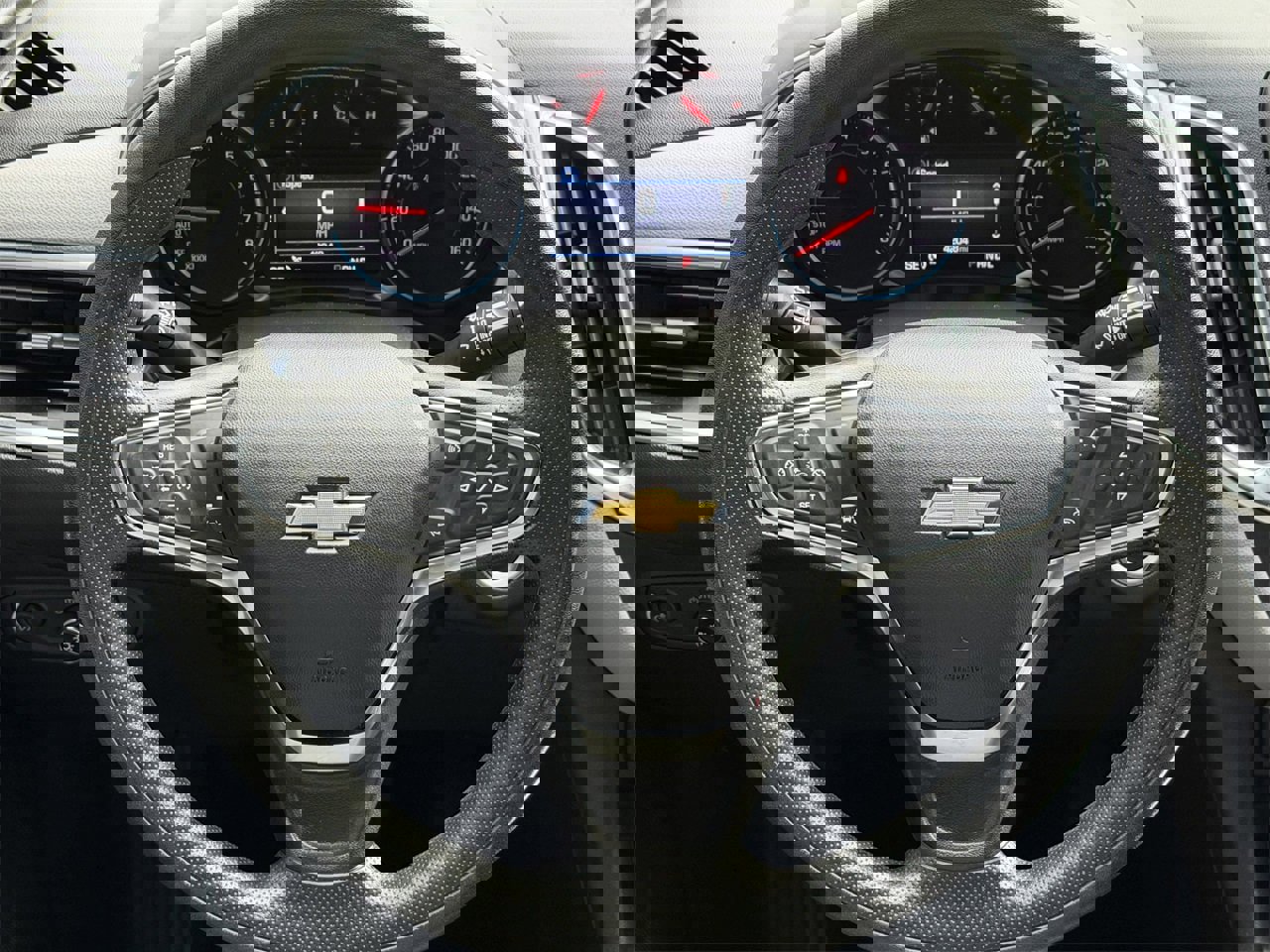 Used 2024 Chevrolet Equinox LS w/ LS Convenience Package image 12