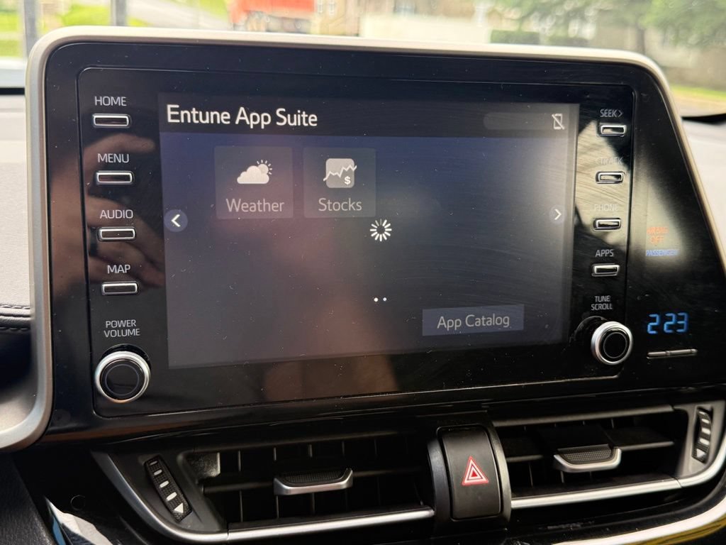 Used 2019 Toyota C-HR XLE FWD image 52