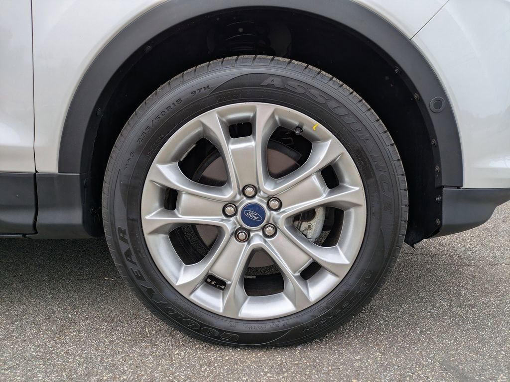 Used 2014 Ford Escape Titanium w/ Equipment Group 401A FWD image 11