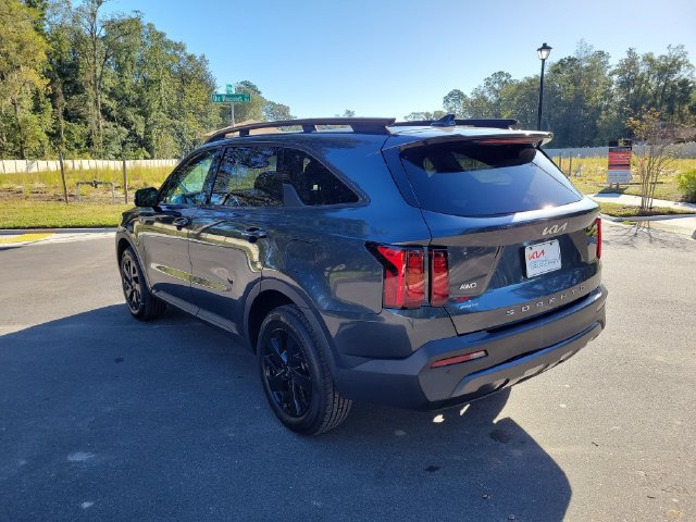 Used 2022 Kia Sorento S w/ Panoramic Sunroof Package AWD/4WD image 3
