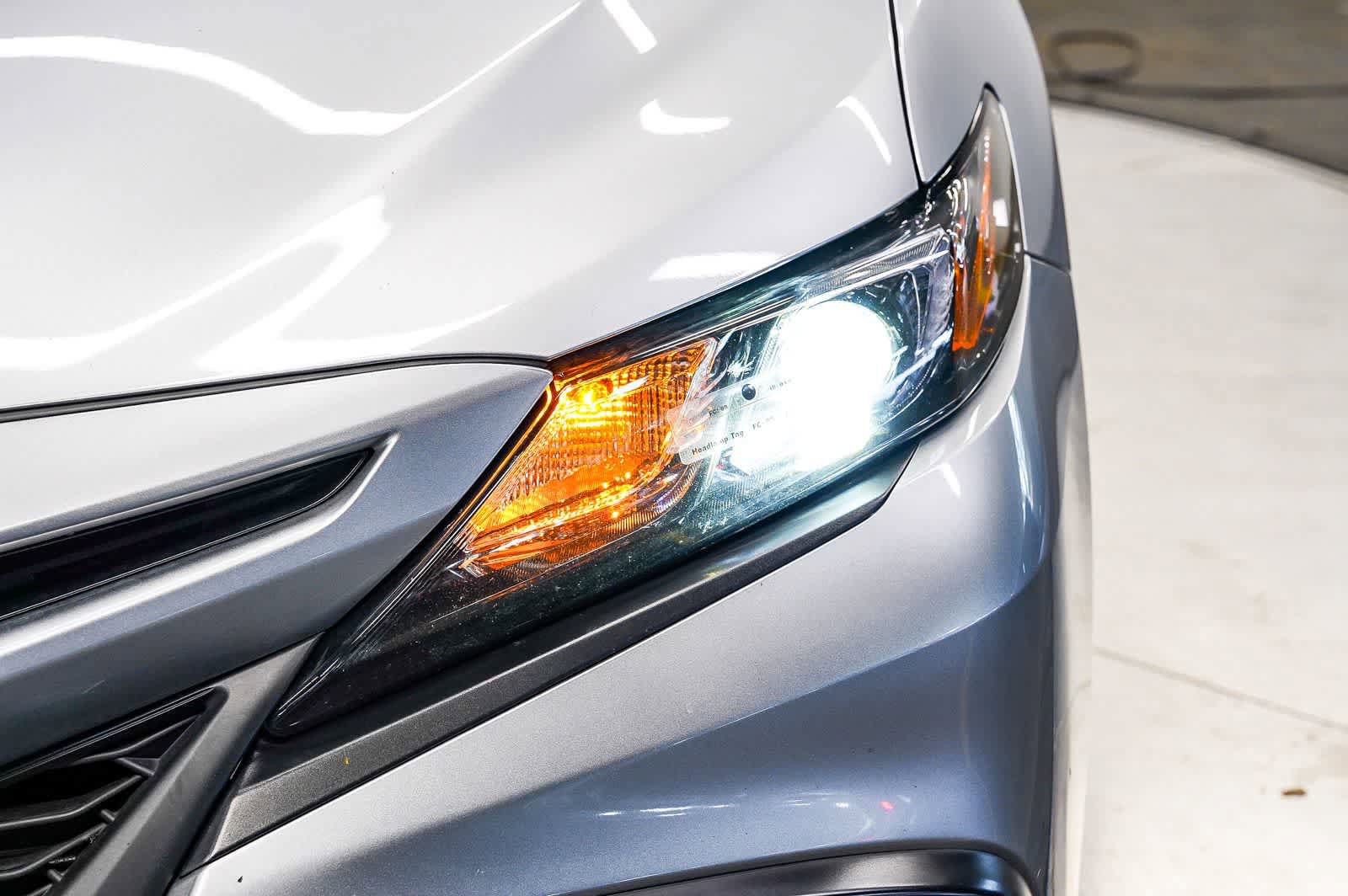 Used 2023 Toyota Camry SE w/ Convenience Package FWD image 7