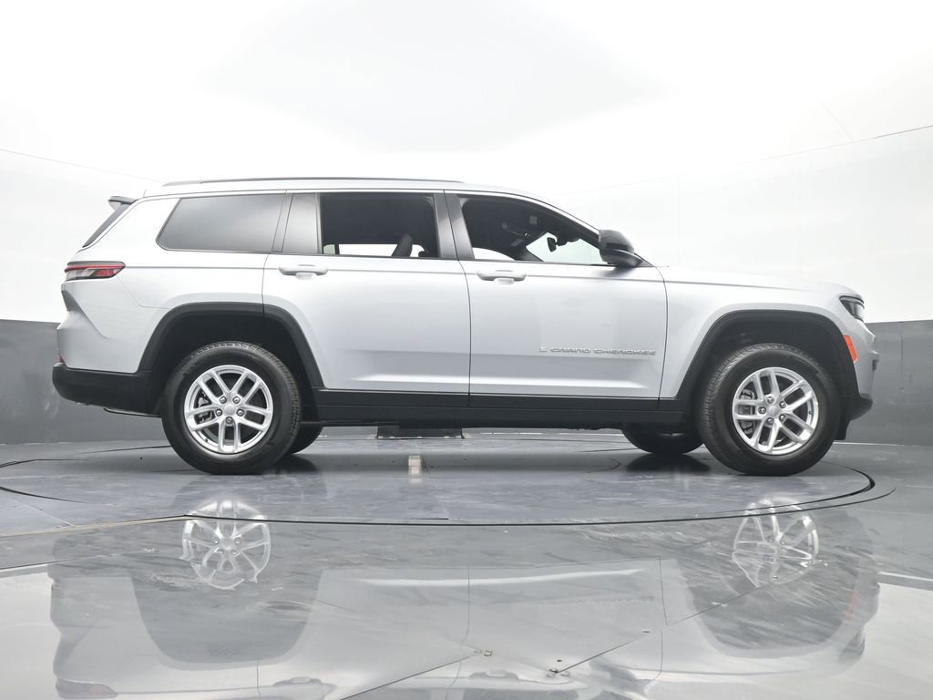 Used 2024 Jeep Grand Cherokee L Laredo w/ Luxury Tech Group I image 63