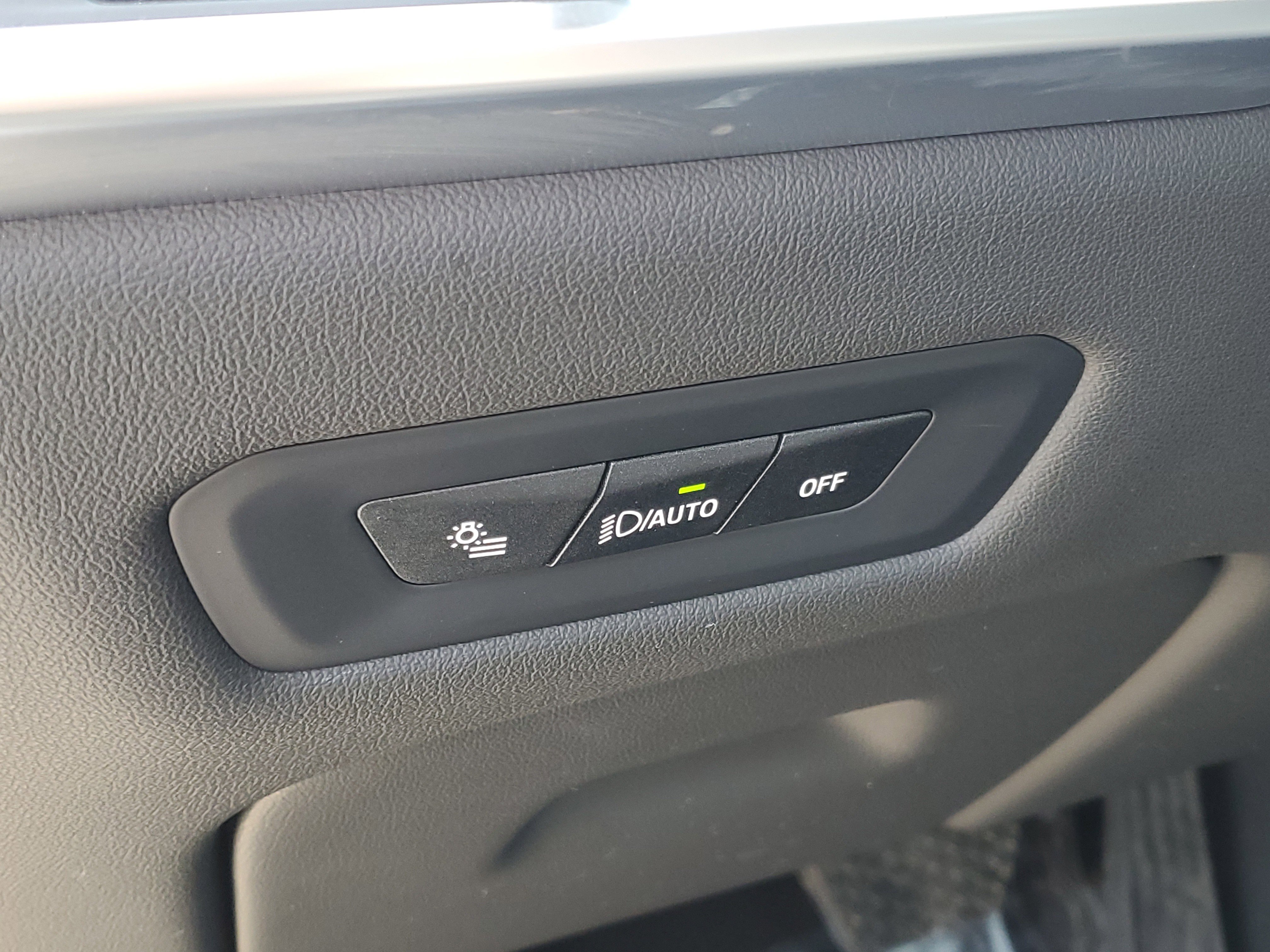 Certified 2024 BMW X5 xDrive40i w/ Premium Package image 11