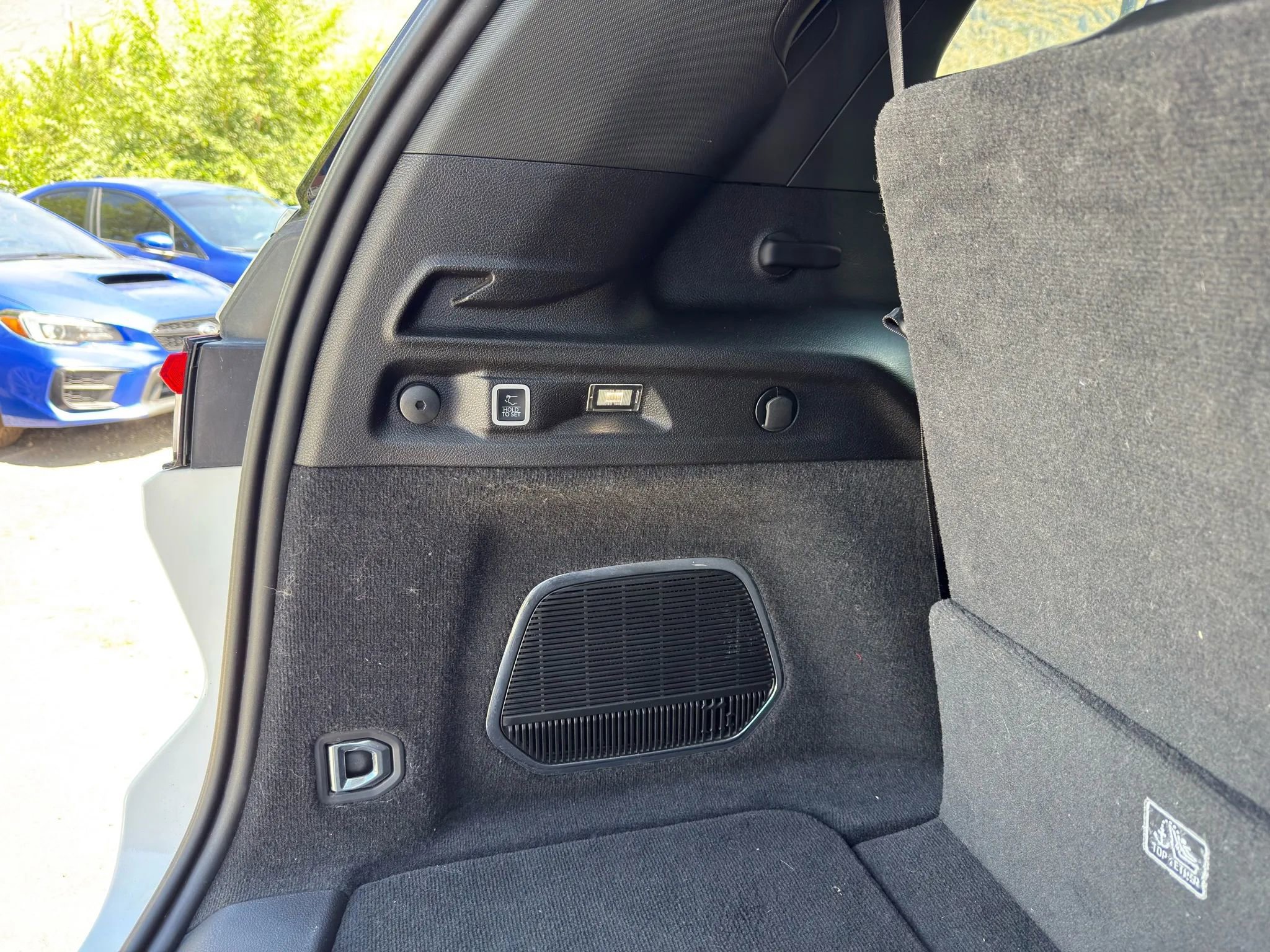 Used 2021 Jeep Grand Cherokee L Overland image 12