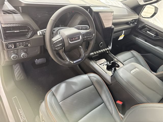 New 2026 GMC Yukon XL AT4 w/ LPO, Floor Liner Package AWD/4WD image 10