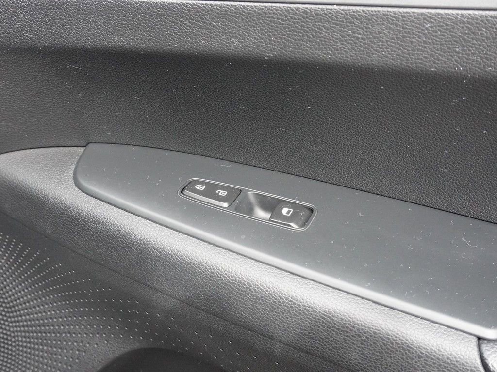 Used 2021 Kia Forte LXS image 31