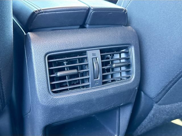 Used 2024 Nissan Rogue S FWD image 23