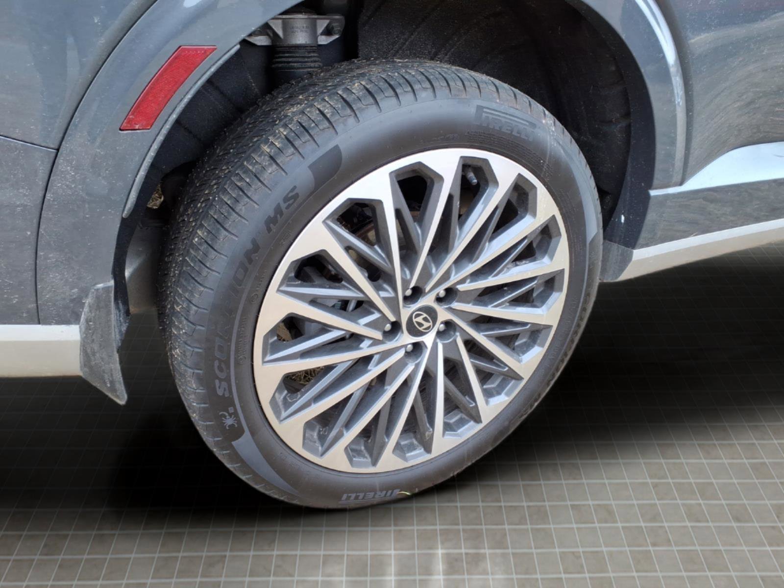 Used 2026 Hyundai Palisade Calligraphy image 18