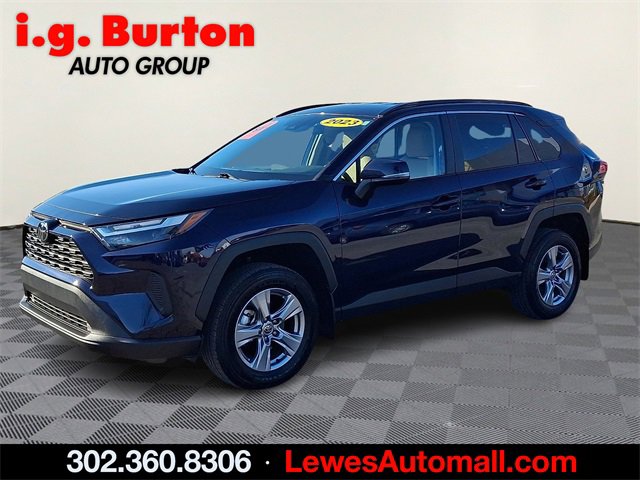 Used 2023 Toyota RAV4 XLE w/ XLE Grade Weather Package image 3