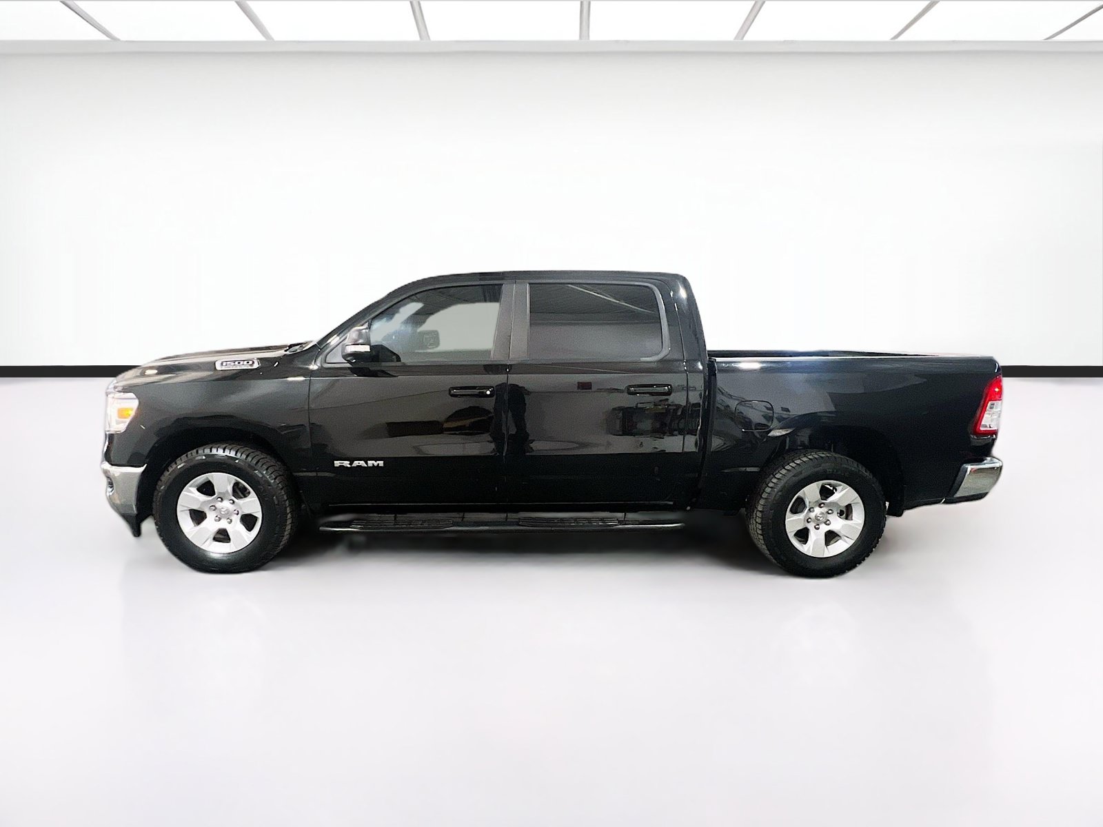 Used 2021 RAM 1500 Big Horn RWD image 22