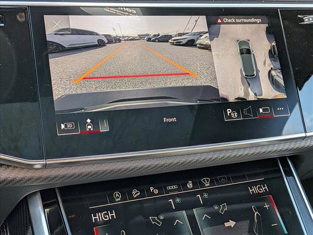 New 2026 Audi SQ7 Prestige image 13