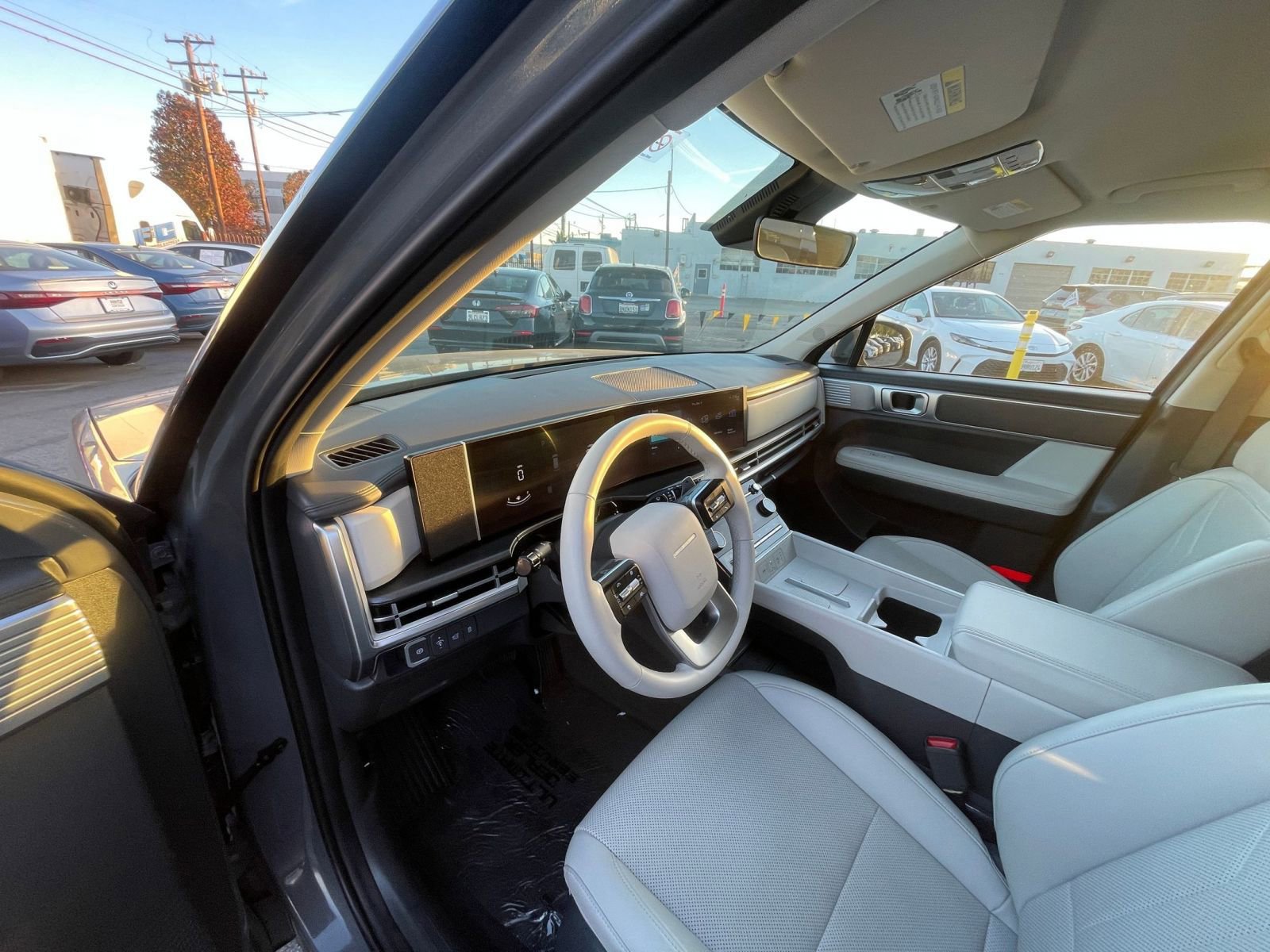 Used 2025 Hyundai Santa Fe SEL image 34