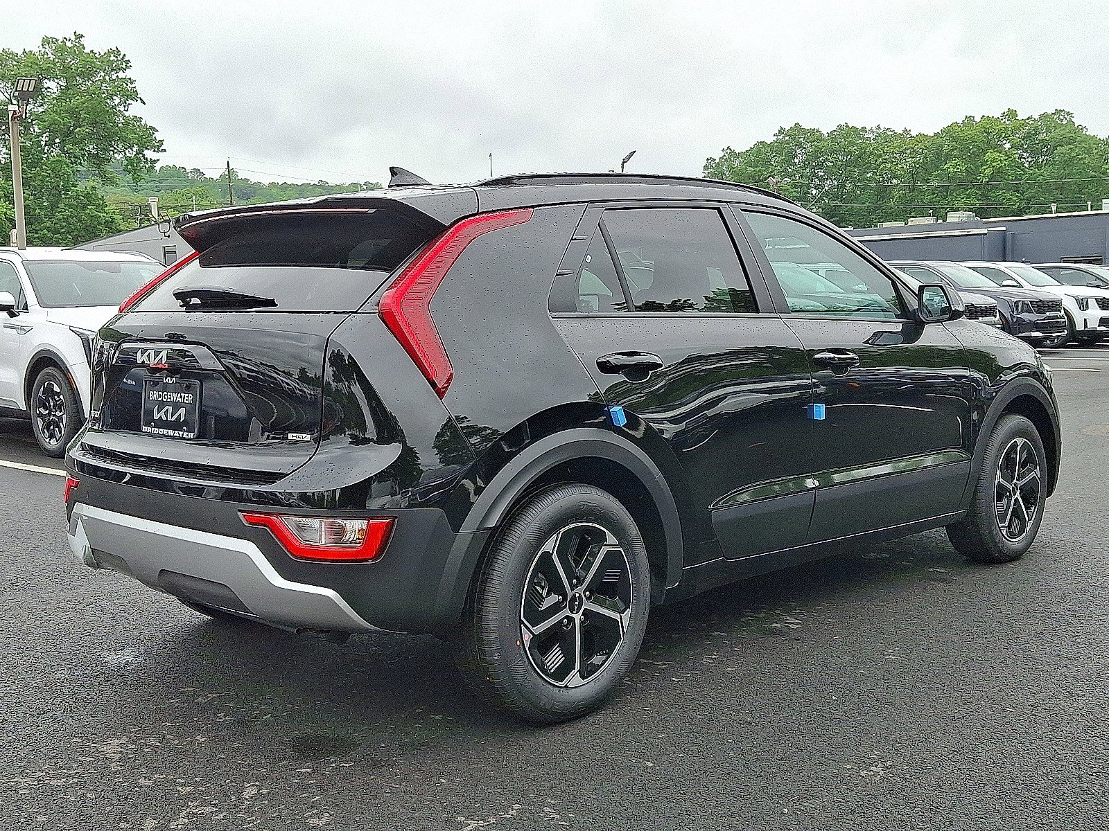 New 2025 Kia Niro EX image 4