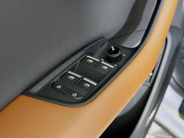 Used 2022 Audi Q8 Premium Plus image 20