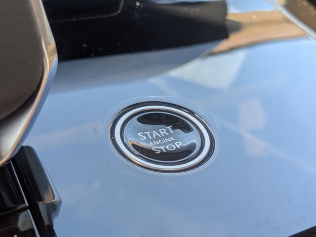 Used 2024 Land Rover Range Rover Sport SE image 25