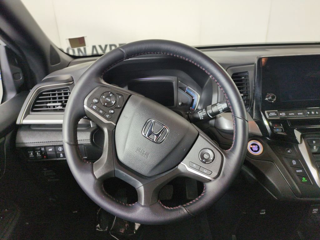 Certified 2024 Honda Odyssey Sport image 18