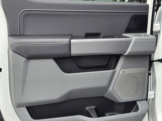 New 2025 Ford F150 Lightning Flash image 33