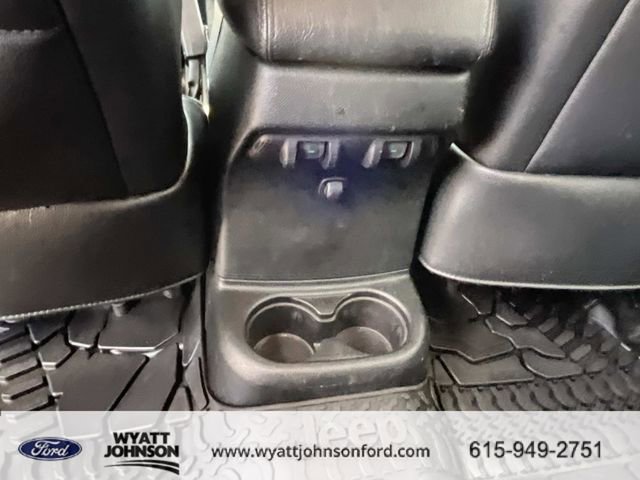 Used 2017 Jeep Wrangler Unlimited Sahara image 16