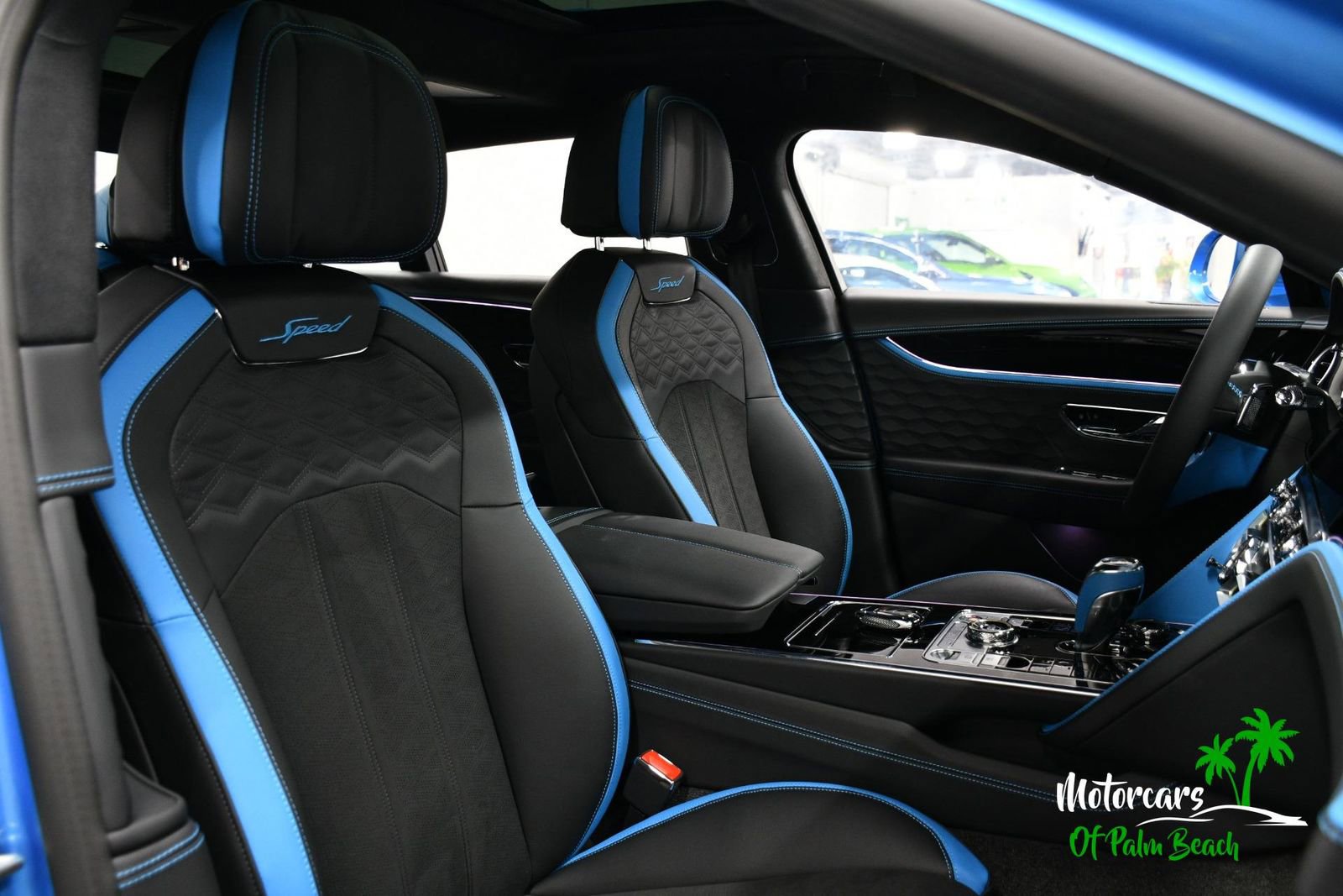 Used 2025 Bentley Flying Spur Plug-In Hybrid image 58