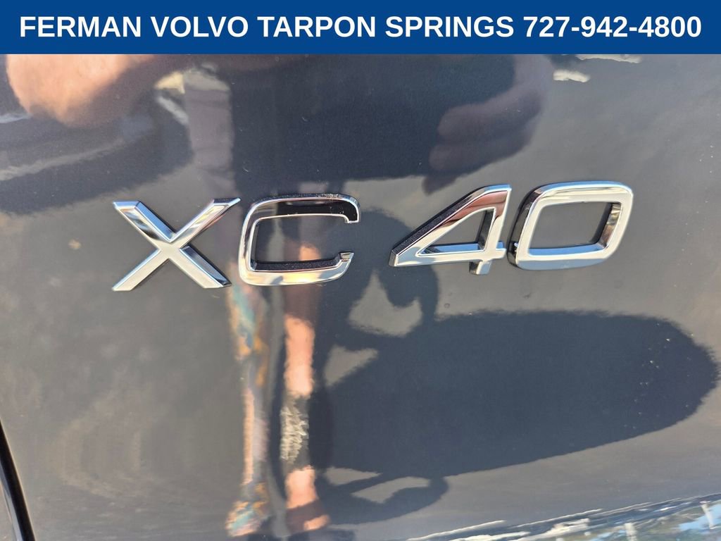 New 2026 Volvo XC40 B5 Core image 16