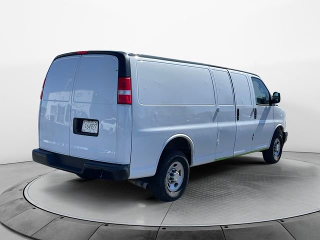 Used 2021 Chevrolet Express 2500 Work Van w/ Driver Convenience Package image 5