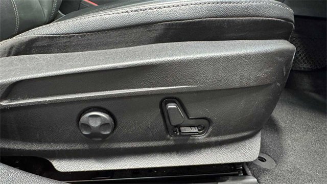 Used 2019 Alfa Romeo Giulia w/ Quick Order Package 22K Sport image 13