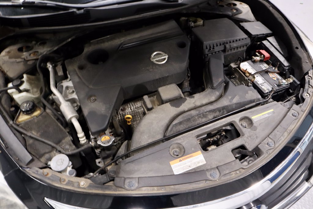 Used 2013 Nissan Altima 2.5 SL FWD image 13