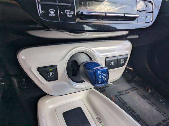 Used 2016 Toyota Prius Four Touring w/ Premium Convenience Package FWD image 13