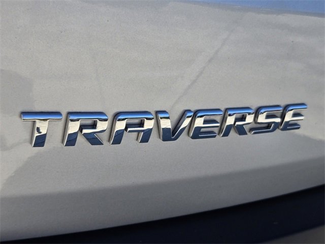 Used 2020 Chevrolet Traverse LT image 15