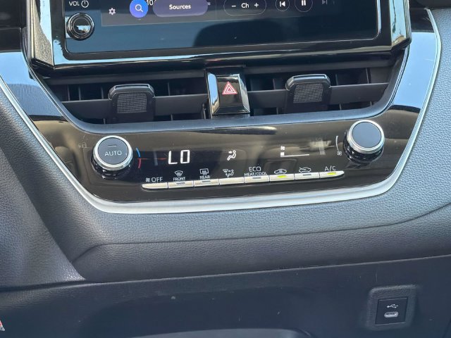 Used 2024 Toyota Corolla LE FWD image 16