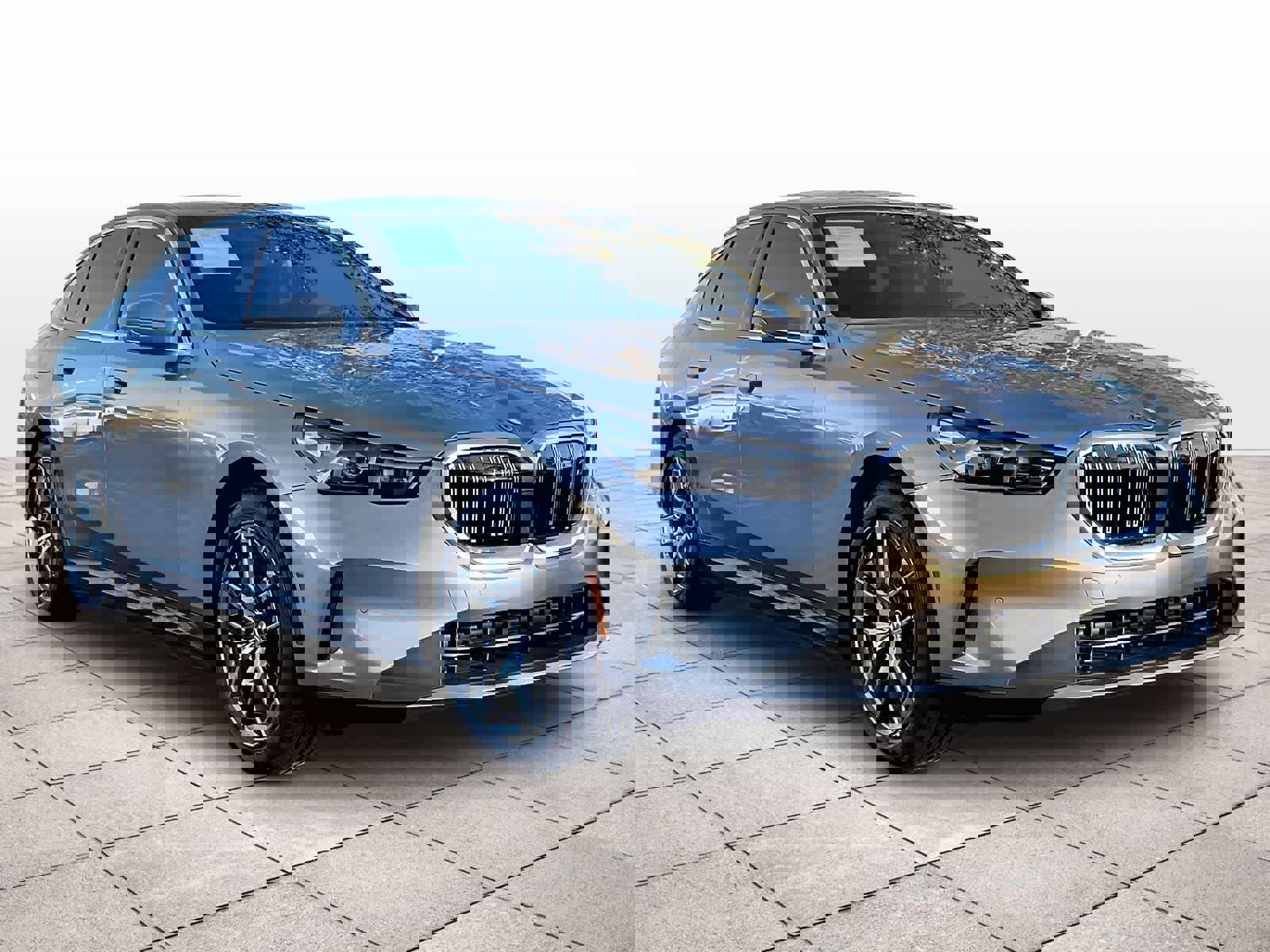 Certified 2026 BMW i5 eDrive40 w/ Premium Package image 2