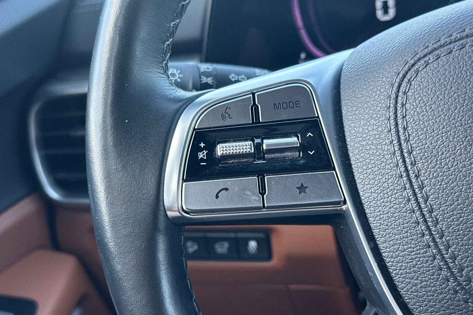 Used 2023 Kia Telluride EX X-Line AWD/4WD image 36